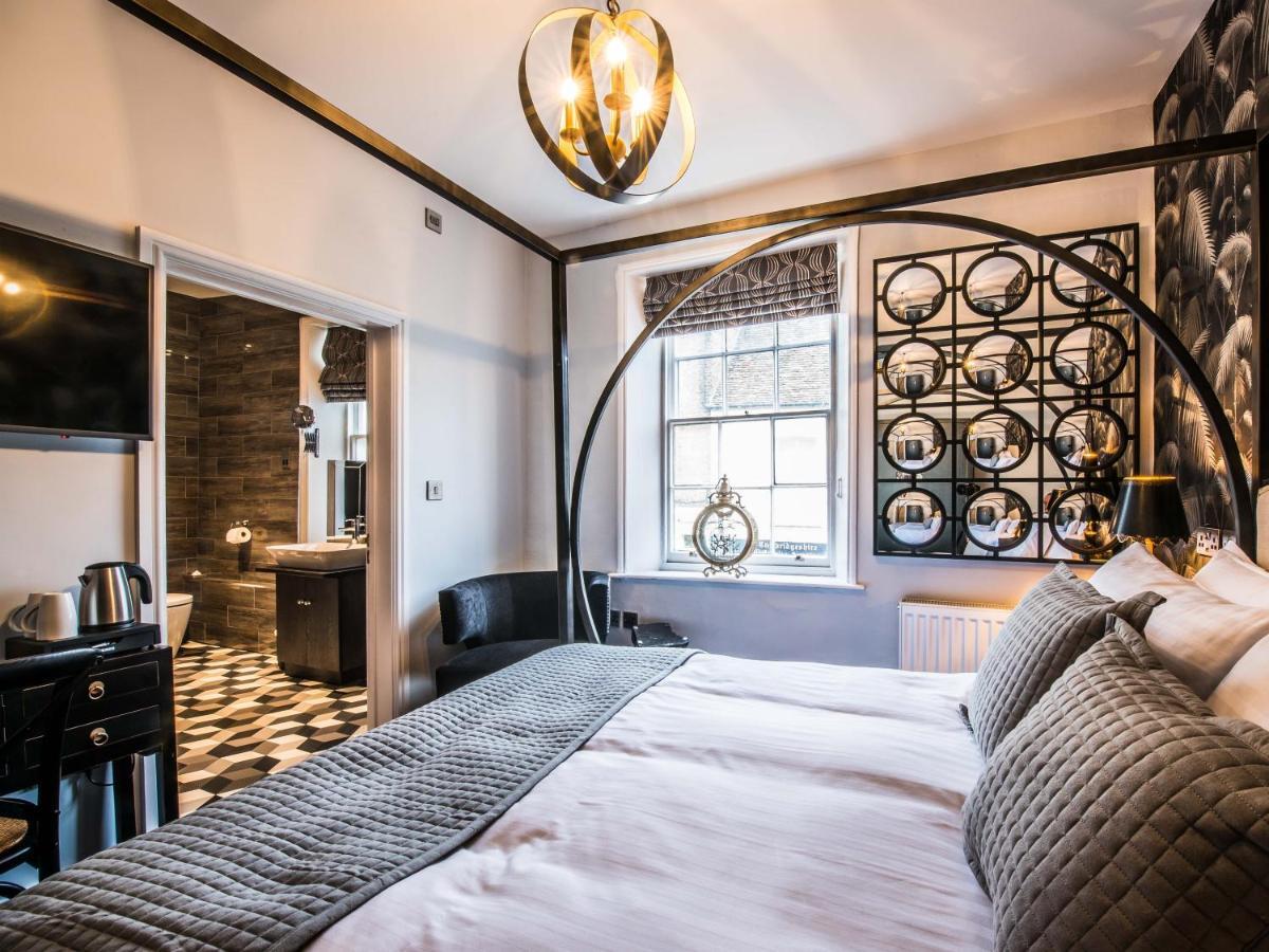 The Royal Standard Hotel Ели Екстериор снимка